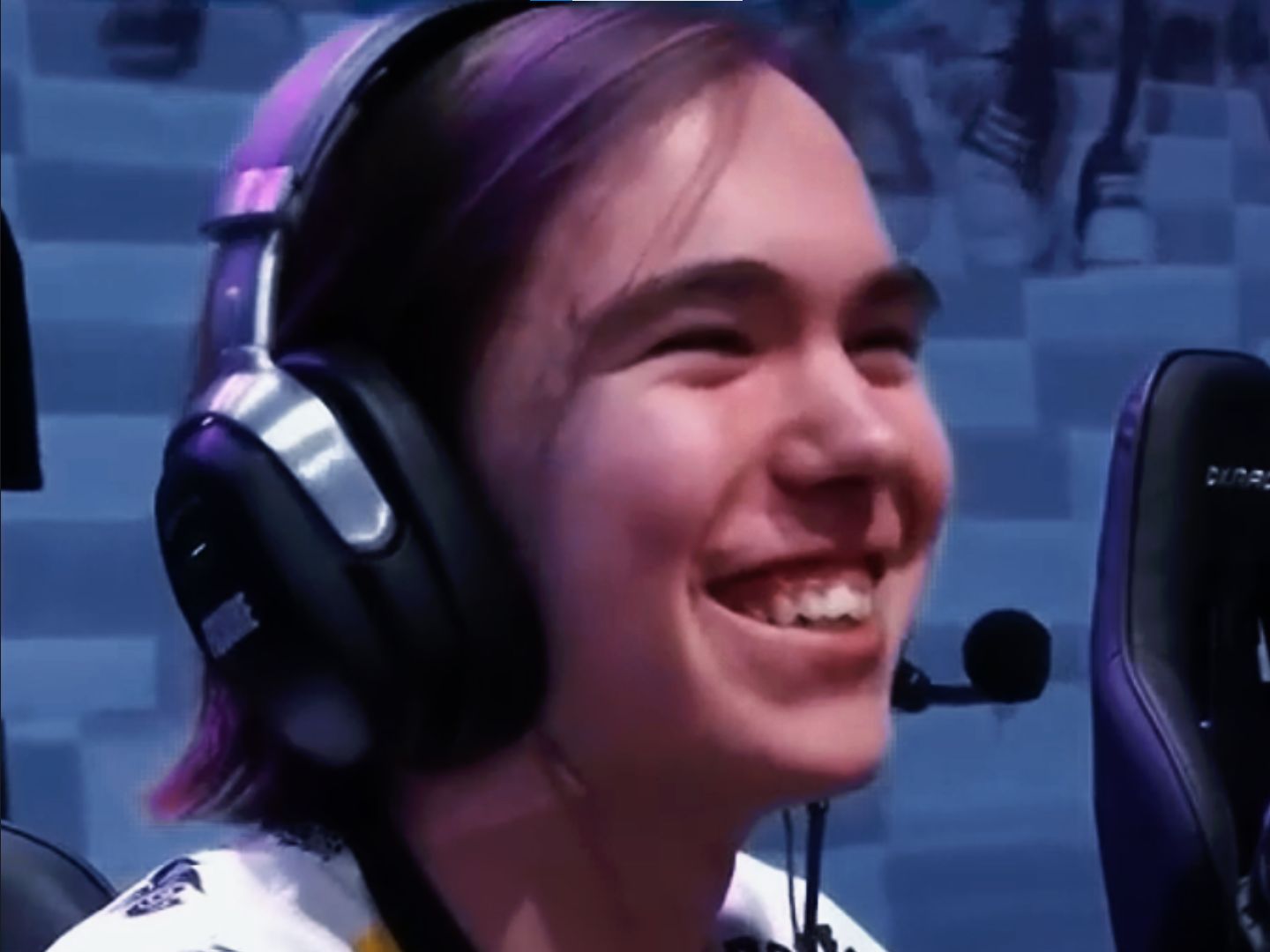 仅延续了他 仅延续了他